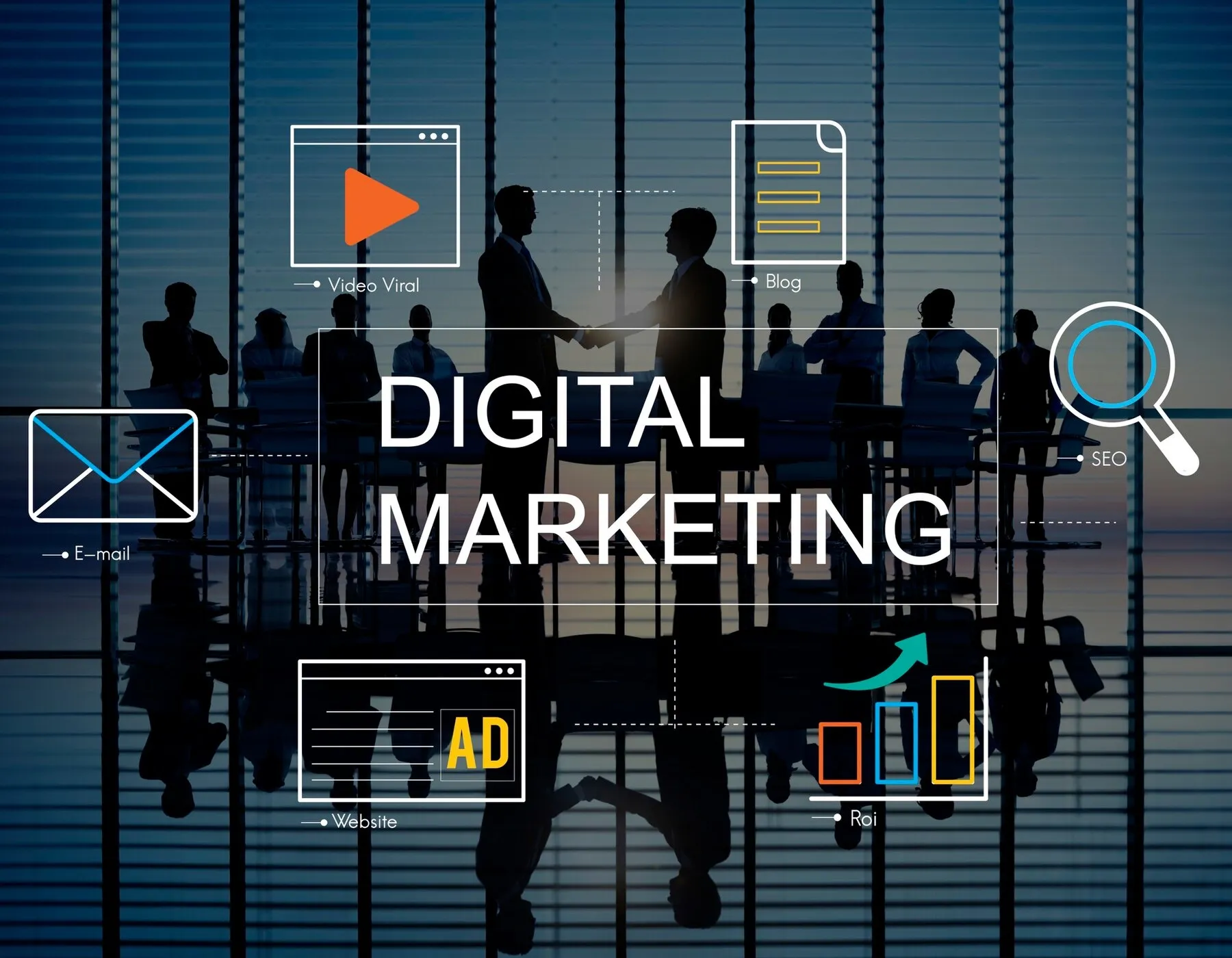 digital marketing con iconos y personas de negocio
