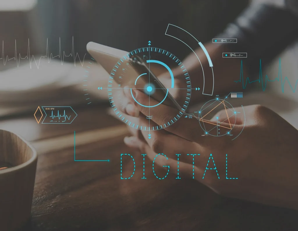 plano cercano de mano con celular en mano iconos estrategia digital