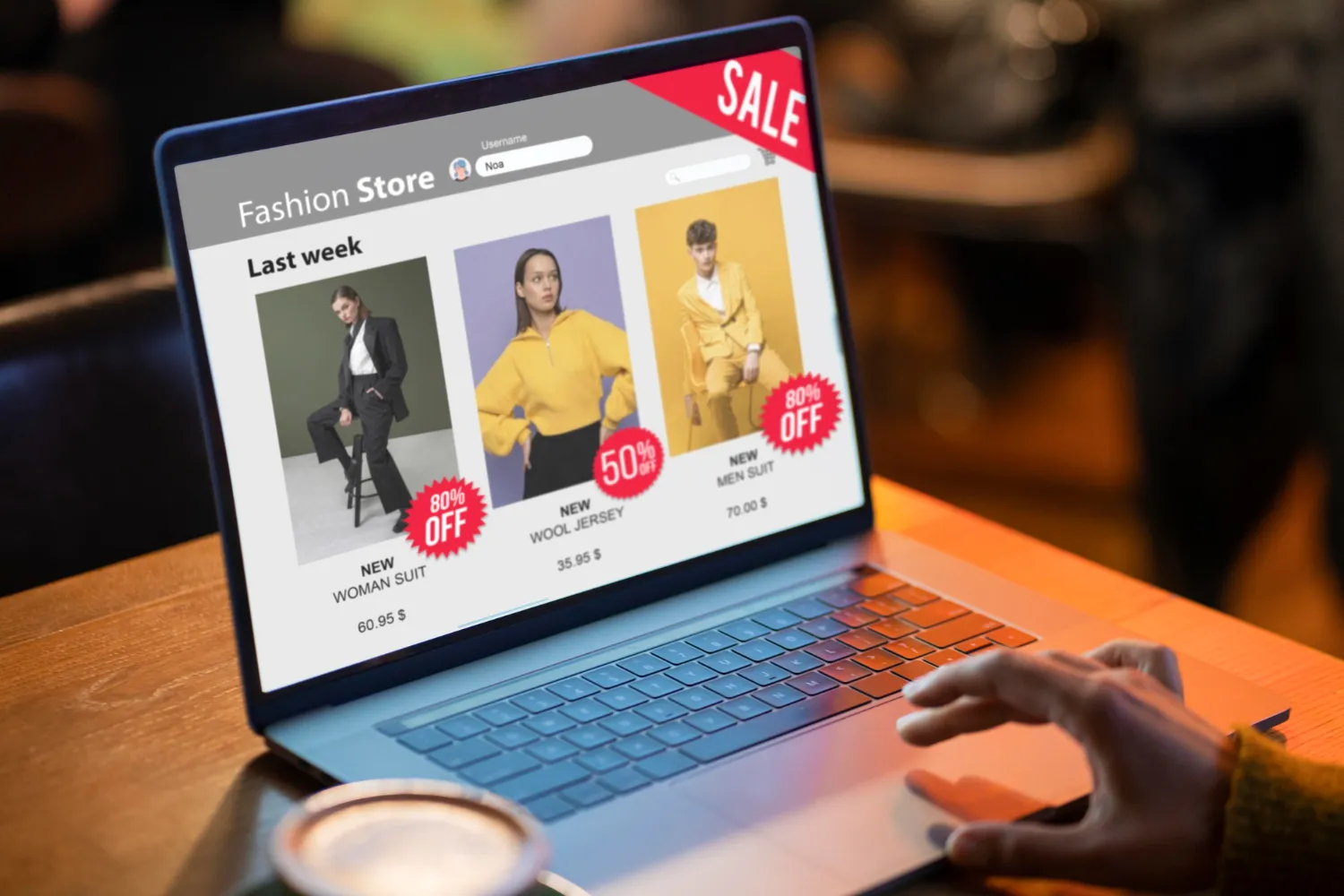 pantalla de portatil mostrando ecommerce