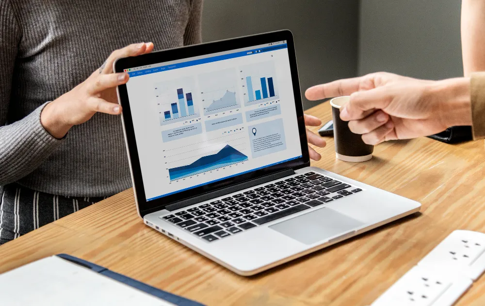 Dashboard metricas resultados estrategia SEO